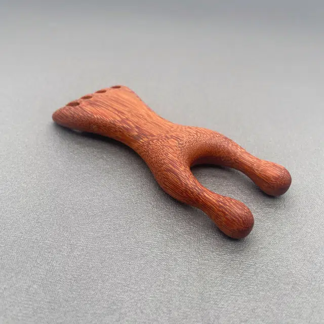 耳玺 虎爪按摩梳耙子面部点穴工具鼻刮脸部经络刷复古实木宅家养生创意配饰#好运 檀木 木作 男女同款情侣款