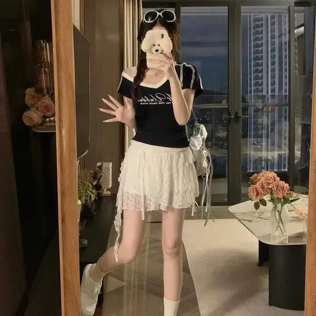 COMMA GIRL MMT