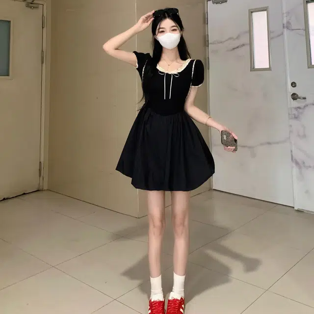 COMMA GIRL MM