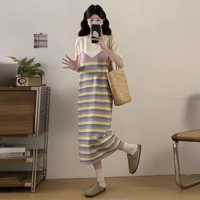 COMMA GIRL