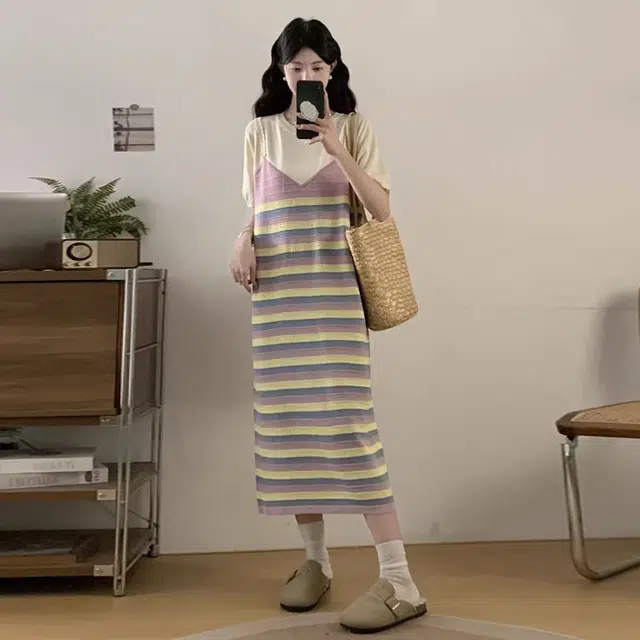 COMMA GIRL