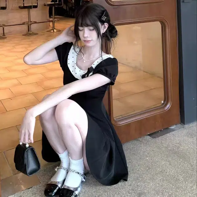 COMMA GIRL miu