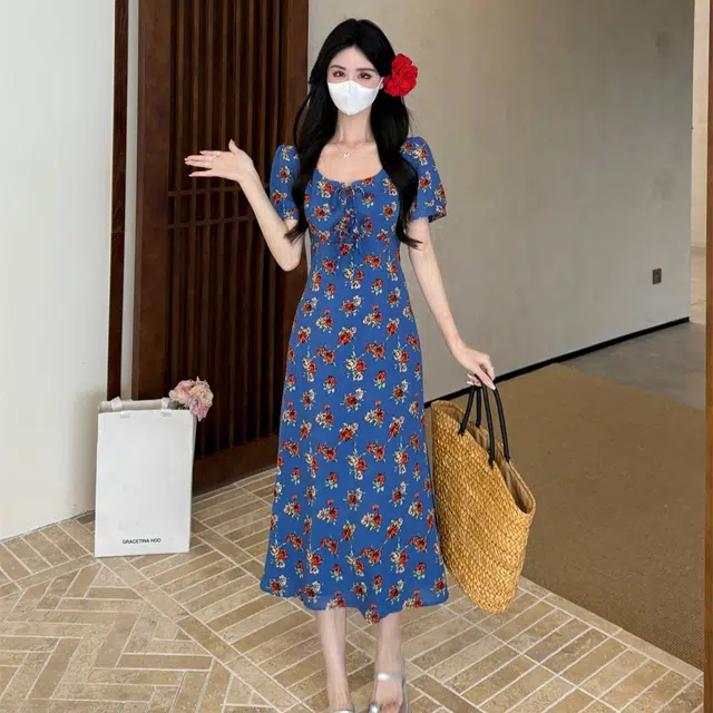 COMMA GIRL MM