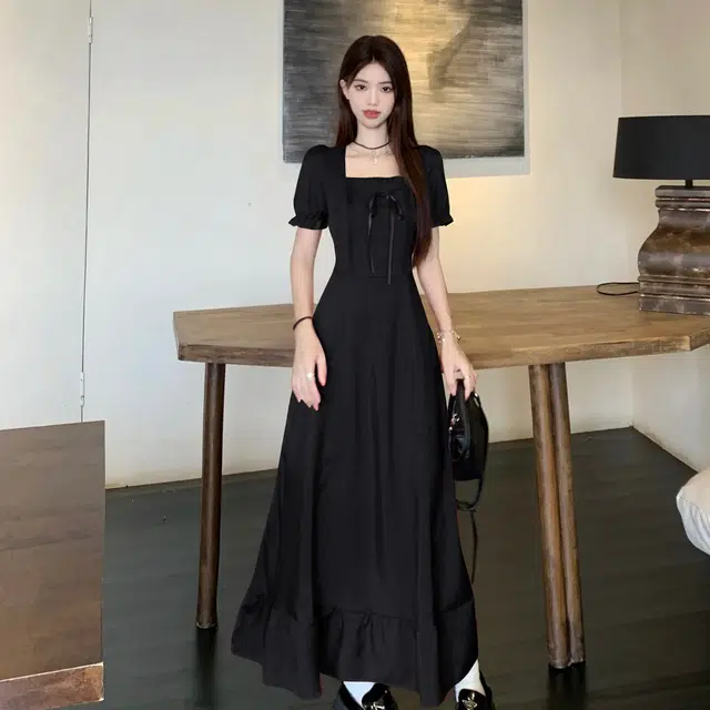 COMMA GIRL MM