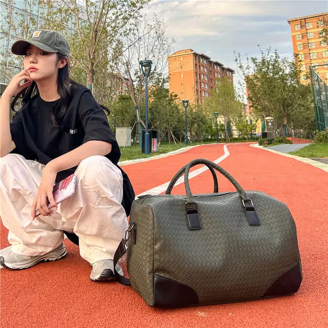 AIONE PU