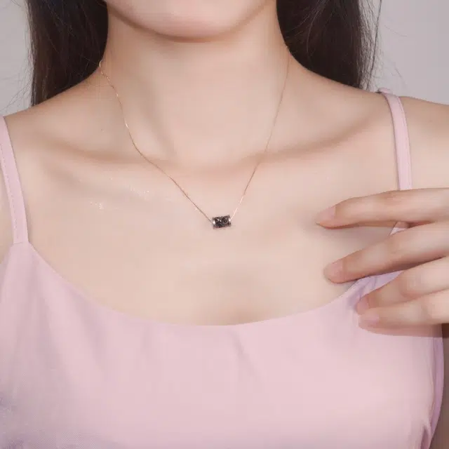 PINK U ins