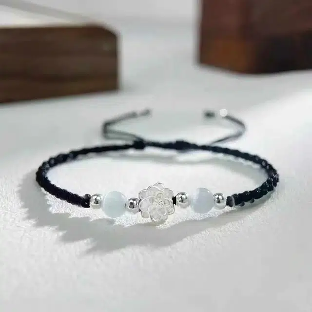 嘉福莱 上岸莲花 精致好运新中式 轻奢国潮百搭时尚 温柔淑女风 织物 手绳 男女同款情侣款