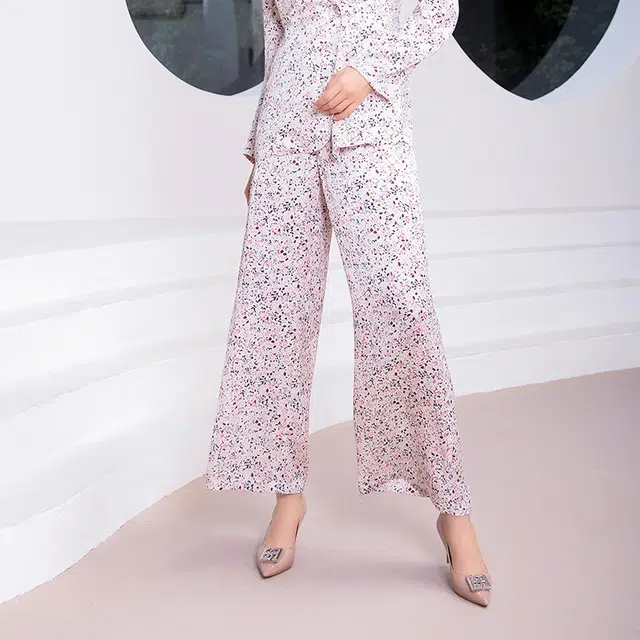 BESIONIA SS23