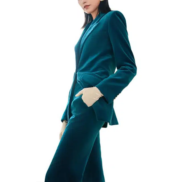 BESIONIA FW24