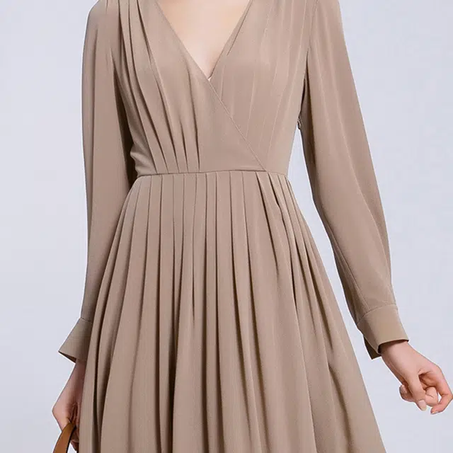 BESIONIA SS22 V