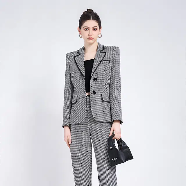 BESIONIA FW23 V