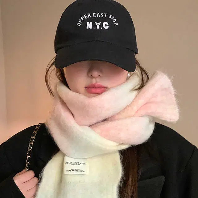 雅鹿 秋冬季彩虹渐变保暖加厚针织显白户外防寒护颈软糯百搭高级感学生毛绒围脖 羊毛 绒线围巾 男女同款情侣款 礼盒装