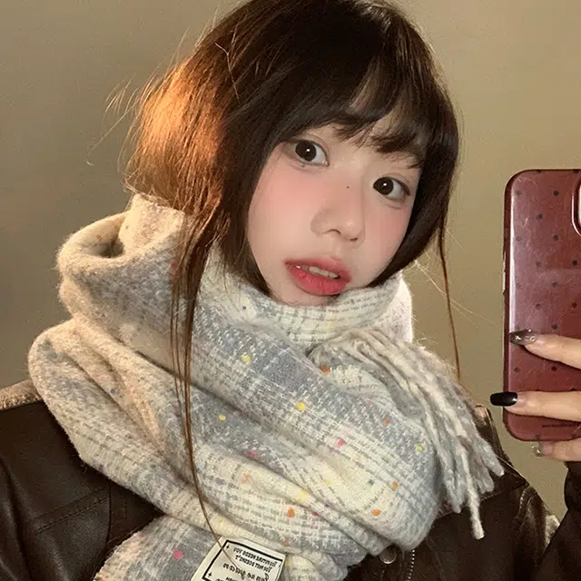 雅鹿 秋冬季彩虹豆保暖加厚超显白流苏披肩户外防寒护颈韩系氛围感学院风学生毛绒围脖 聚酯纤维 绒线围巾 男女同款情侣款 礼盒装