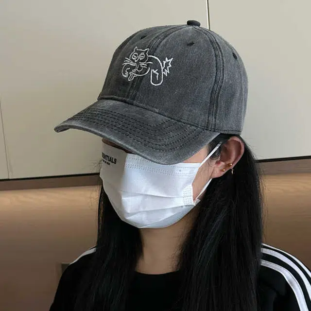 雅鹿 春夏季可爱卡通黑帮猫老大复古水洗做旧刺绣棒球帽户外出行防晒遮阳时尚潮流百搭街头大头围显脸小 棉 鸭舌帽 男女同款情侣款