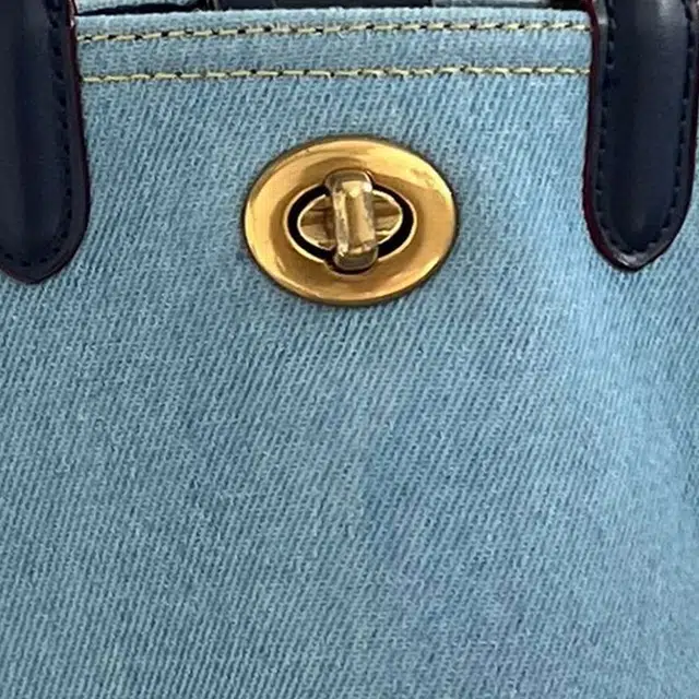雅鹿 时尚潮流通勤百搭简约高级感 涤纶 手提包 常规 女款 蓝色