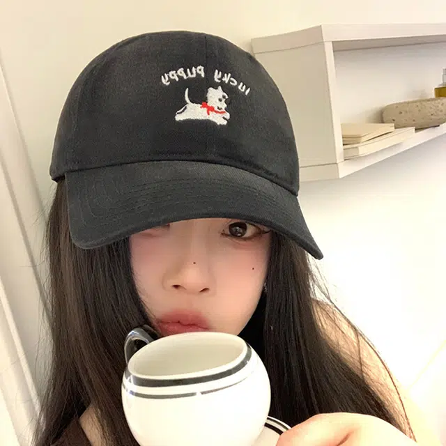 雅鹿 日系可爱卡通小狗刺绣软顶春夏季休闲遮阳防晒学院风学生时尚百搭大头围显脸小 棉 鸭舌帽 男女同款情侣款