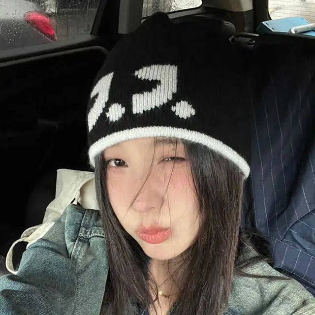 雅鹿 秋冬季保暖加厚双面毛线帽户外骑车防寒针织帽凹造型百搭学生护耳冷帽 聚酯纤维 绒线帽 男女同款情侣款 礼盒装