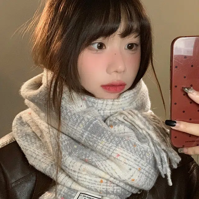 雅鹿 秋冬季彩虹豆保暖加厚超显白流苏披肩户外防寒护颈韩系氛围感学院风学生毛绒围脖 聚酯纤维 绒线围巾 男女同款情侣款 礼盒装