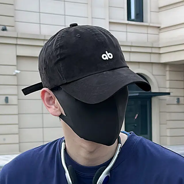 AB