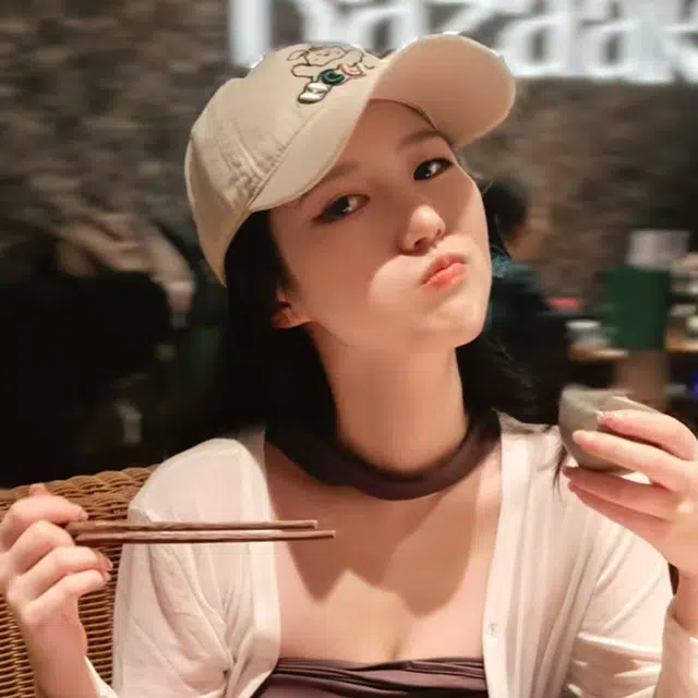 雅鹿 可爱小狗刺绣软顶大头围加宽帽檐透气学生时尚百搭显脸小 棉 鸭舌帽 男女同款情侣款