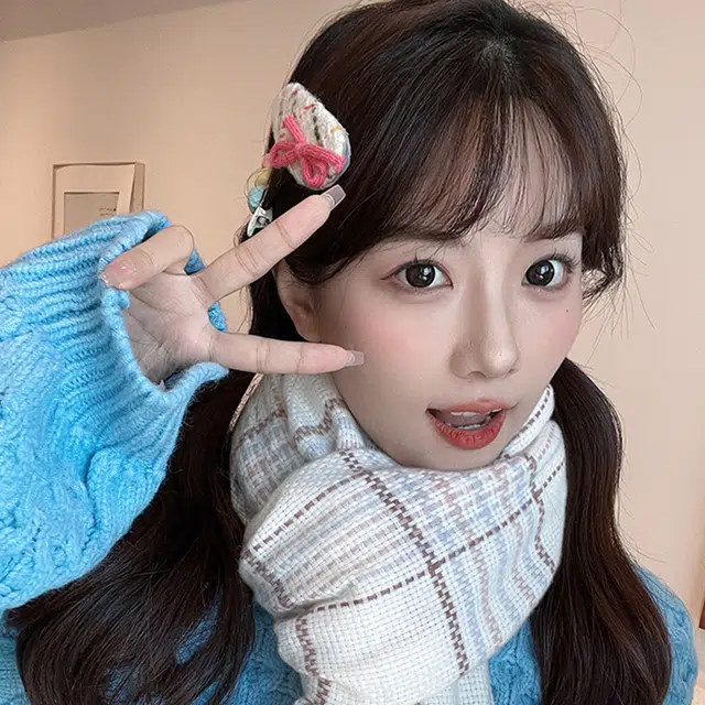 雅鹿 秋冬季甜美小清新条纹格子保暖加厚显白流苏时尚简约文艺百搭防寒护颈学生毛绒围脖 聚酯纤维 绒线围巾 男女同款情侣款