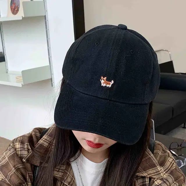 雅鹿 可爱卡通小狗刺绣简约软顶休闲百搭运动风大头围显脸小防晒遮阳 棉 鸭舌帽 男女同款情侣款