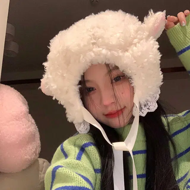 雅鹿 日系软萌可爱羊羔绒雷锋帽秋冬季保暖小羊耳朵绑带亲子护耳帽户外防寒学生百搭套头帽 羊羔绒 绒线帽 女款 礼盒装