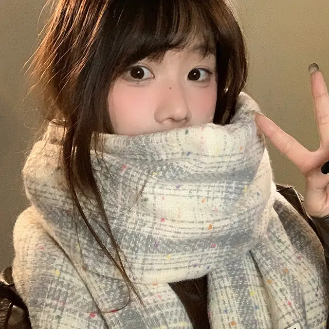 雅鹿 秋冬季彩虹豆保暖加厚超显白流苏披肩户外防寒护颈韩系氛围感学院风学生毛绒围脖 聚酯纤维 绒线围巾 男女同款情侣款 礼盒装