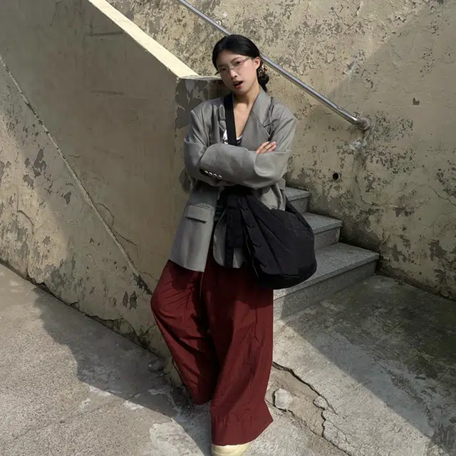 雅鹿 高级感流浪牛角包时尚潮流上班族通勤潮酷饺子包 牛津布 手提斜挎单肩包 常规 男女同款情侣款 黑色/咖啡色/杏色