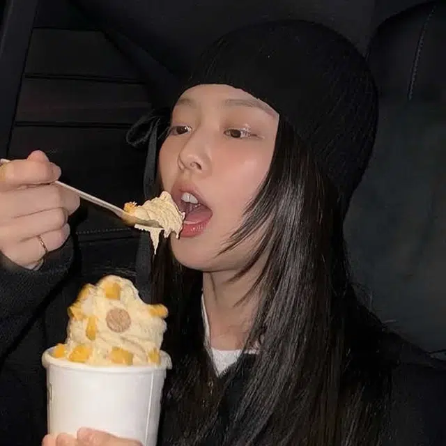 雅鹿 秋冬季蝴蝶结毛线帽子可爱时髦街头拍照包头帽套头冷帽户外骑车保暖加厚学生百搭针织帽 聚酯纤维 绒线帽 男女同款情侣款 礼盒装