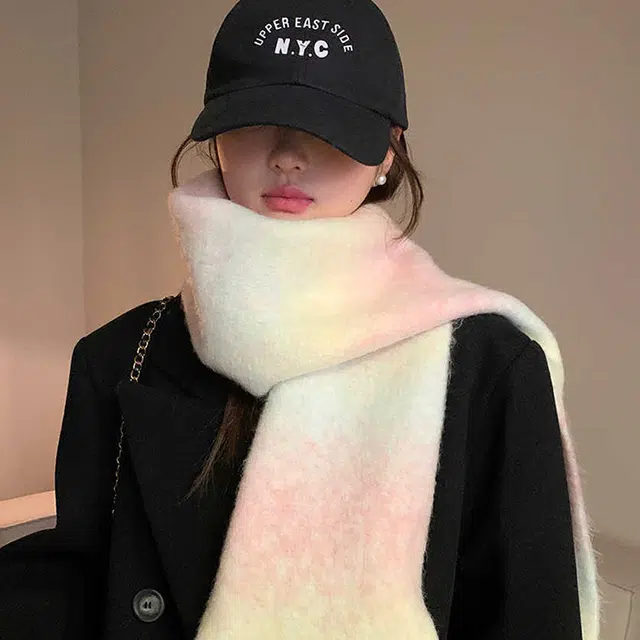 雅鹿 秋冬季彩虹渐变保暖加厚针织显白户外防寒护颈软糯百搭高级感学生毛绒围脖 羊毛 绒线围巾 男女同款情侣款 礼盒装