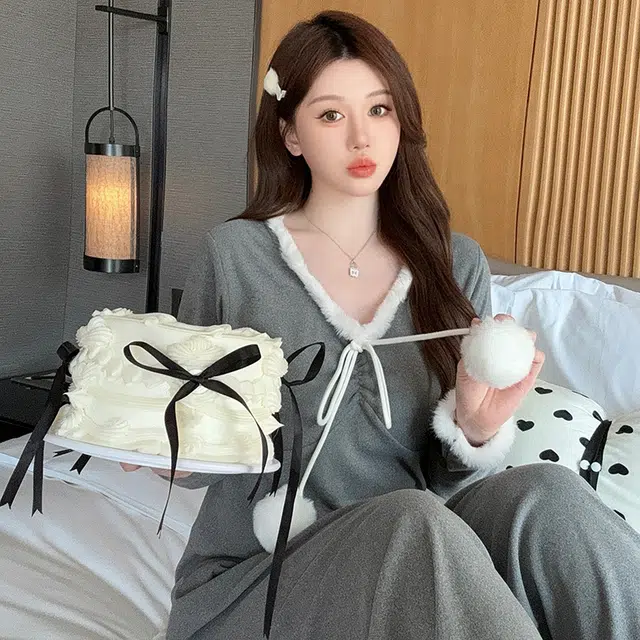 芬腾可安 保暖休闲德绒带胸垫甜美韩版长袖长裤家居服可外穿睡衣套装 女款