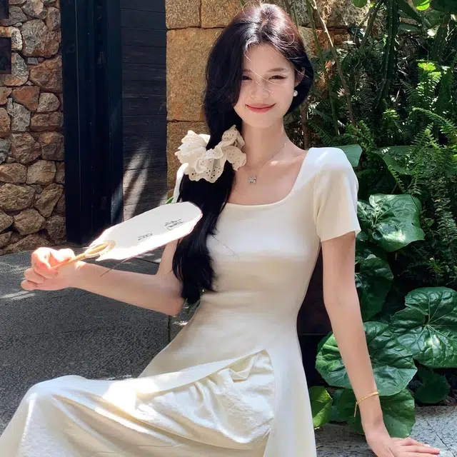 ABBY GODDESS T