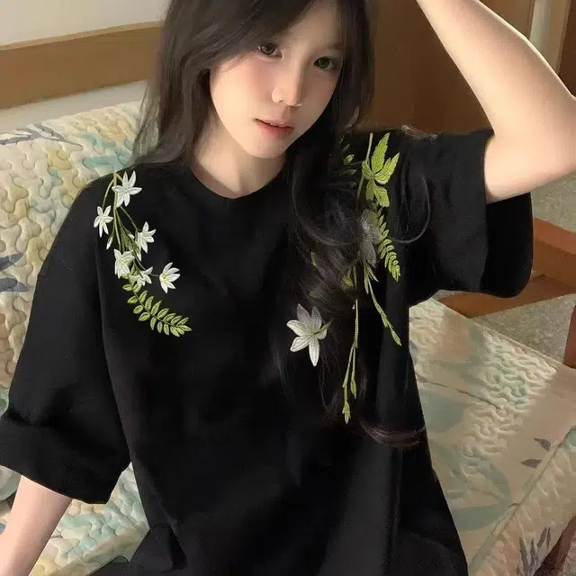 ABBY GODDESS T