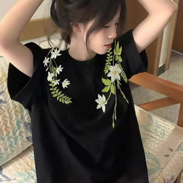 ABBY GODDESS T