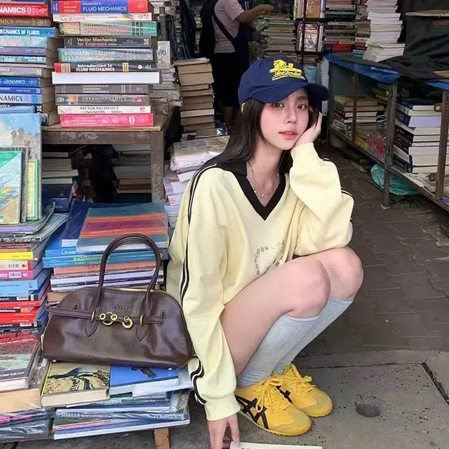 ABBY GODDESS T