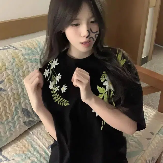 ABBY GODDESS T