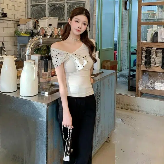 ABBY GODDESS T