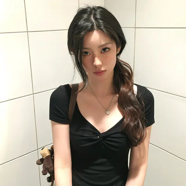 ABBY GODDESS T