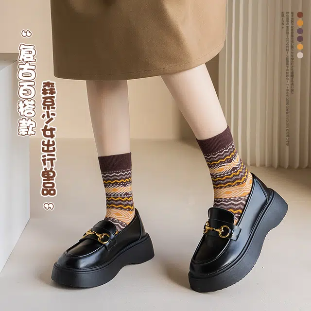 黛梦恋 复古菱格防臭吸汗中筒袜 女款