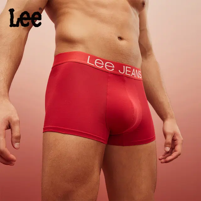 Lee