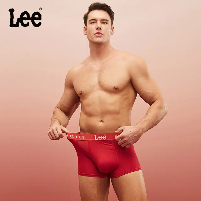 Lee