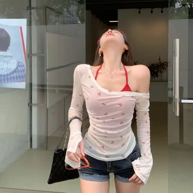 依钗 法式甜美纯欲露肩挂脖修身长袖上衣休闲套装 女款