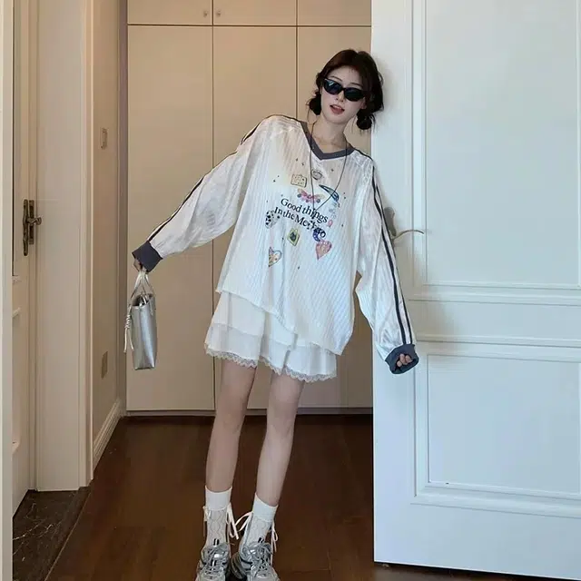 花蔓色 美式时尚休闲印花球衣可爱卡通长袖拼接插肩宽松卫衣 女款 白色 精美礼盒装