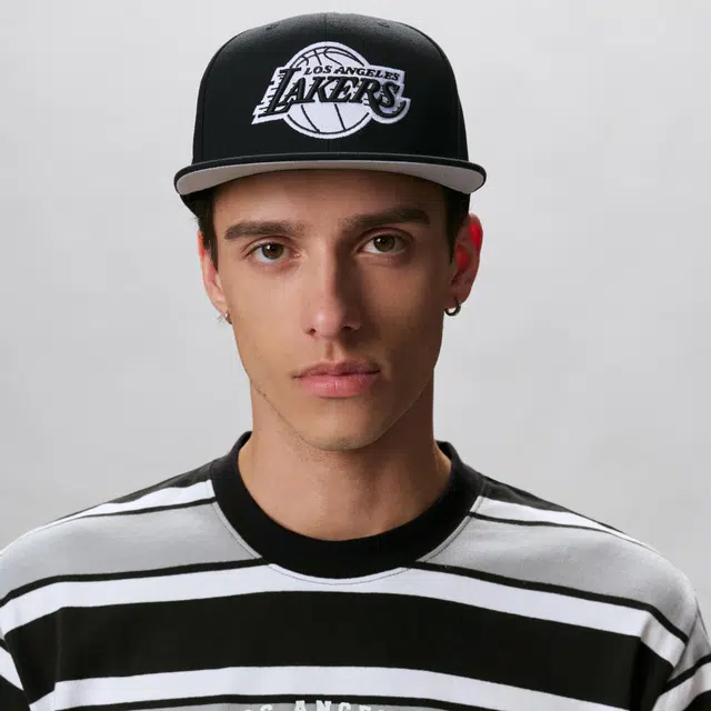 Mitchell Ness Lifestyle