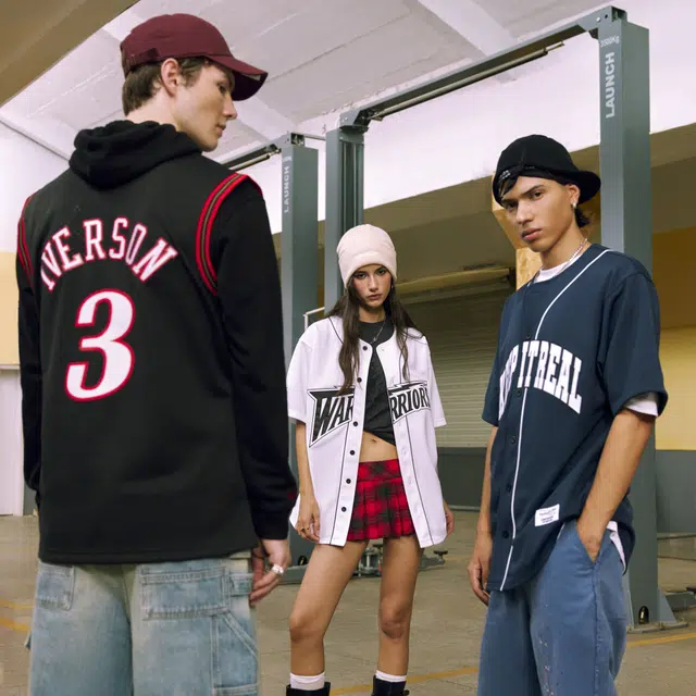Mitchell Ness 90
