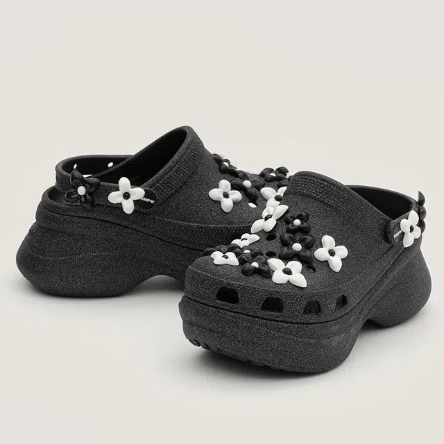 CROCS x SMFK EVA