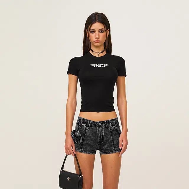 SMFK FUTURE DNA T