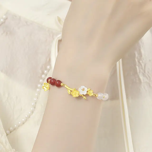 老凤祥 花神月韵 十二花神  花香满溢知足常乐温润细腻月月吉祥 新中式国潮古典风 轻奢风格时尚百搭#好运 玛瑙 手链 女款