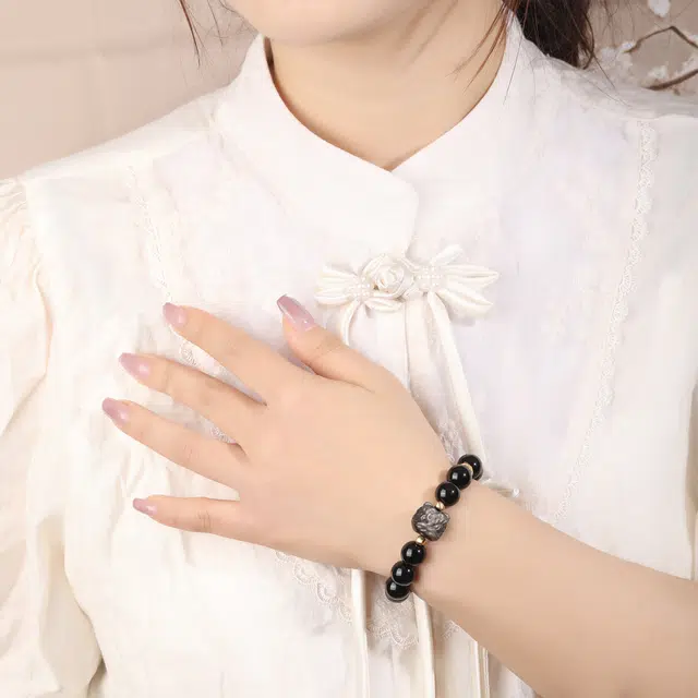 S925
